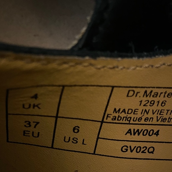 Doc Martens Classic Mary Jane - Picture 7 of 8